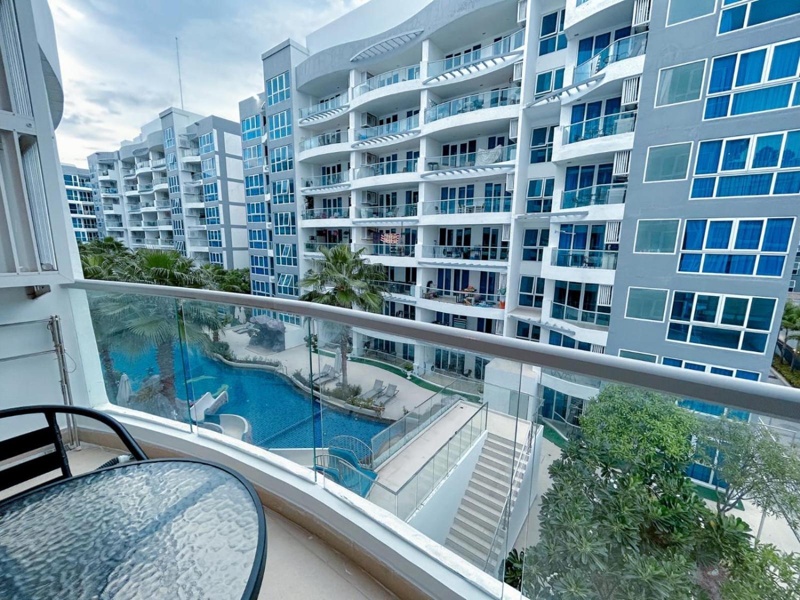 Grand Avenue Residence Condominium Pattaya Exterior photo