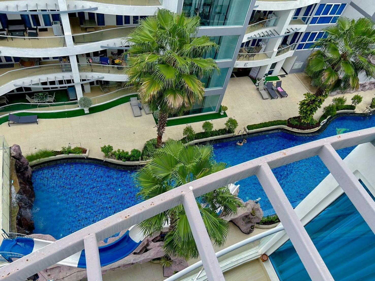 Grand Avenue Residence Condominium Pattaya Exterior photo