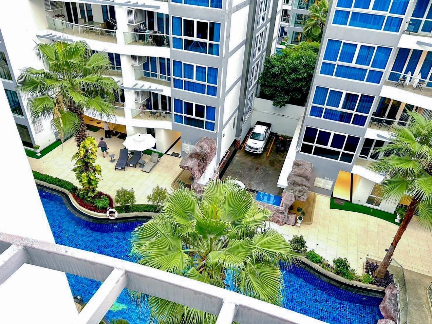 Grand Avenue Residence Condominium Pattaya Exterior photo