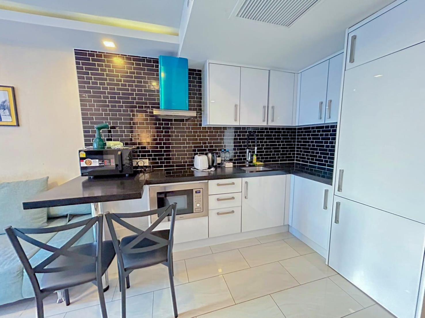 Grand Avenue Residence Condominium Pattaya Exterior photo